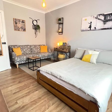 Westend Holiday Room 4 Brecon Ngoại thất bức ảnh